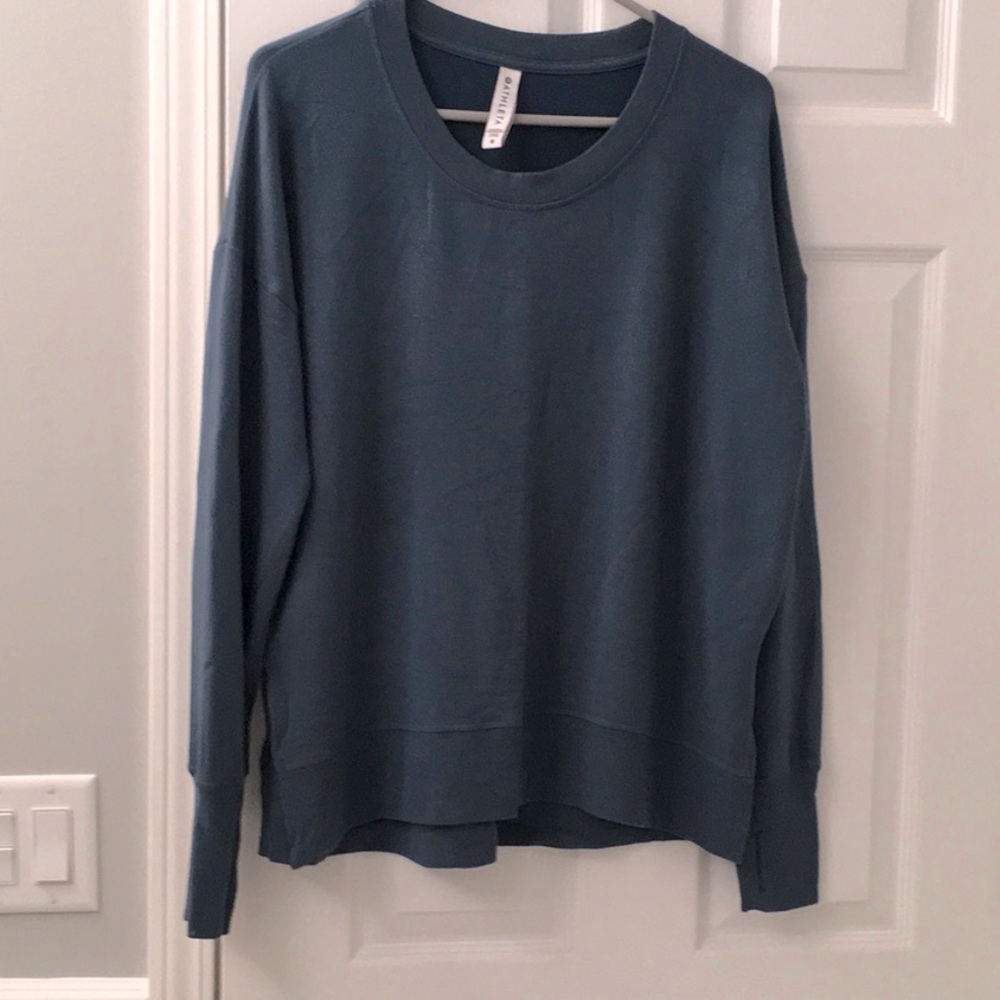 Womens Athleta Bluish Green Long Sleeved Pullover sz Med